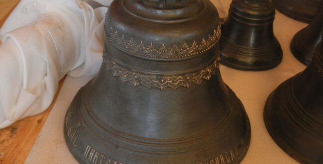 Колокольная звонница с Русской душой